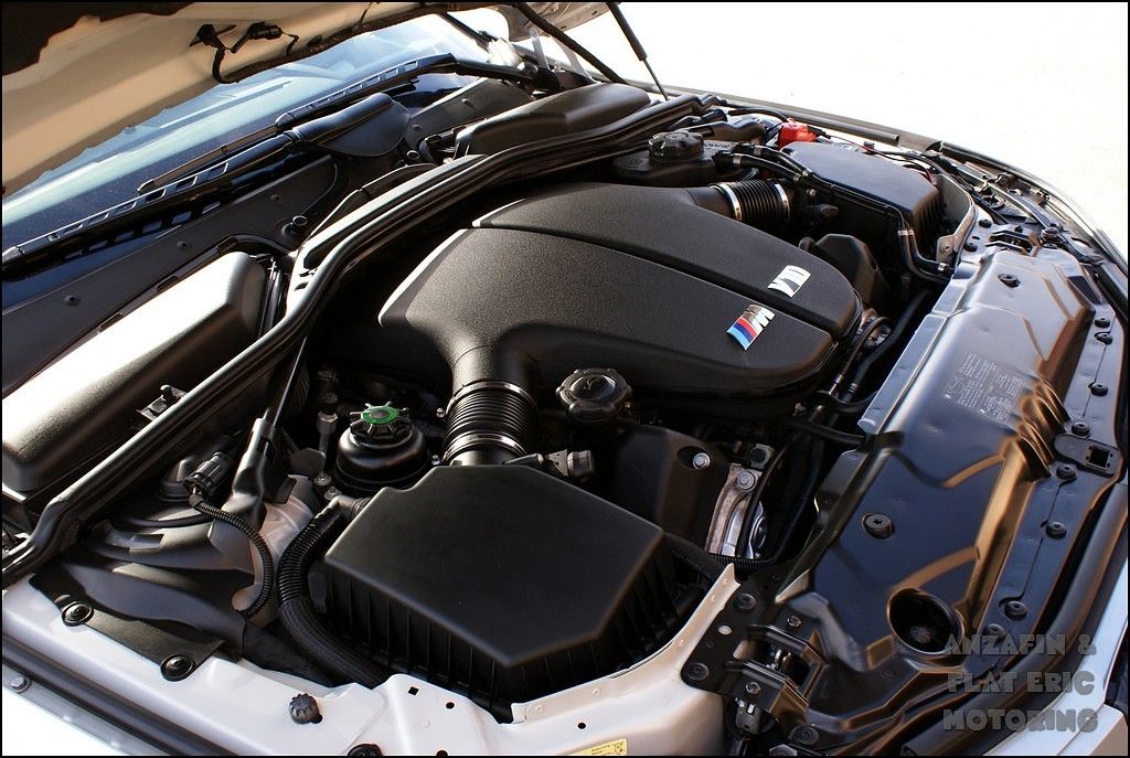 BMW E60 M5 A quick engine bay cleaning session Detailing World